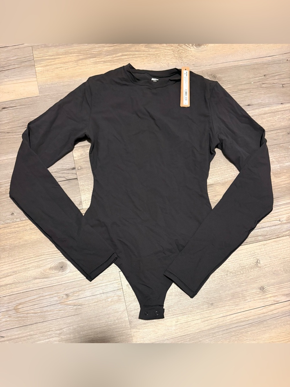 SKIMS Kim Kardashian Fits Everybody long sleeve bodysuit small new with tags